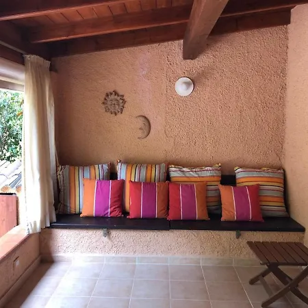 Tatil Evi Calaverde Pula Il Giardino Di Alessandra